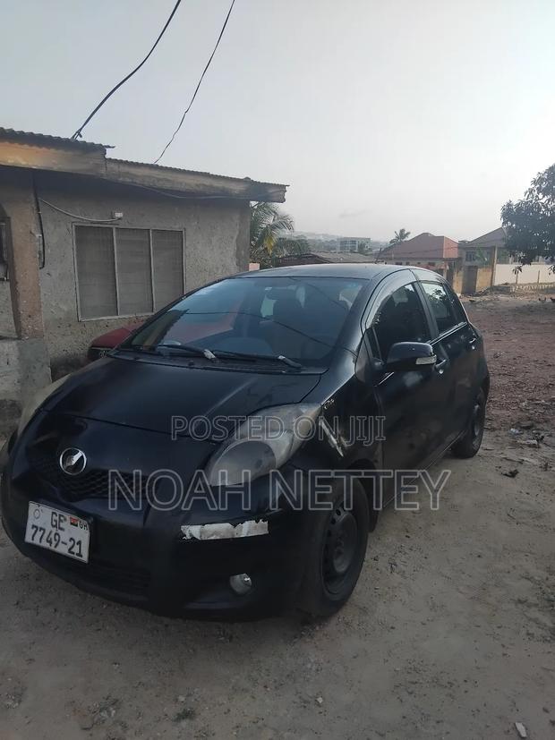 Toyota Vitz 1.0 FWD 5dr 2008 Black