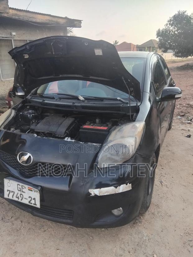 Toyota Vitz 1.0 FWD 5dr 2008 Black