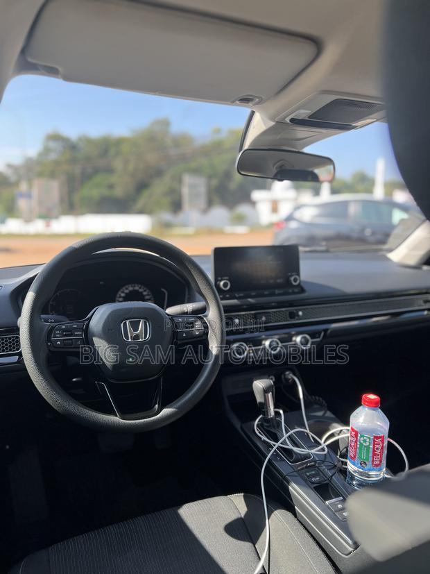 Honda Civic LX 2022 White