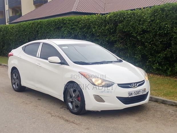 Hyundai Elantra 2013 White