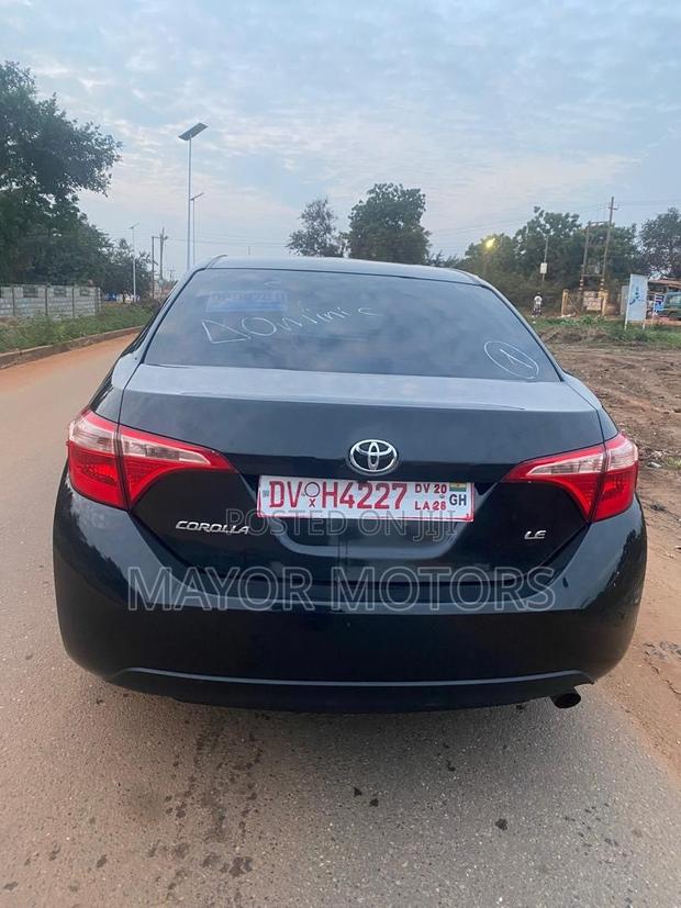 Toyota Corolla LE Eco (1.8L 4cyl 2A) 2019 Black