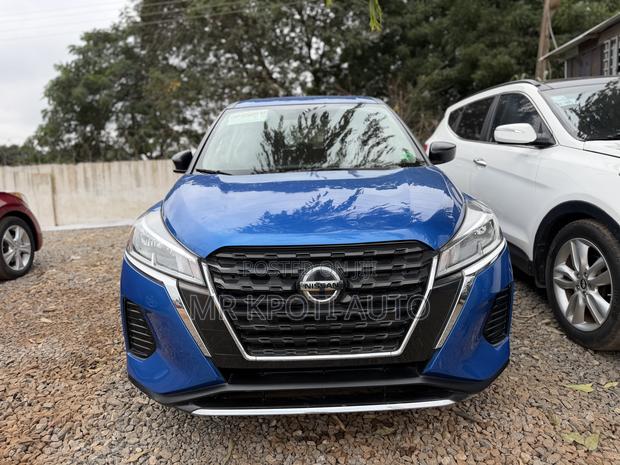 Nissan Kicks 2021 Blue