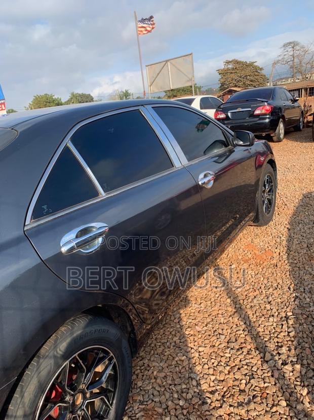 Toyota Camry 2011 Gray