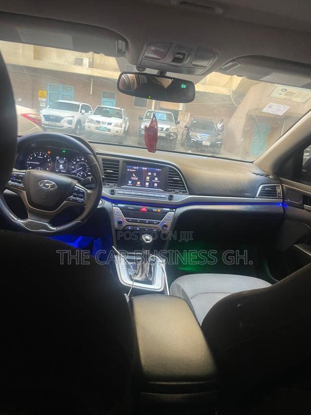 Hyundai Elantra Limited 2018 Black