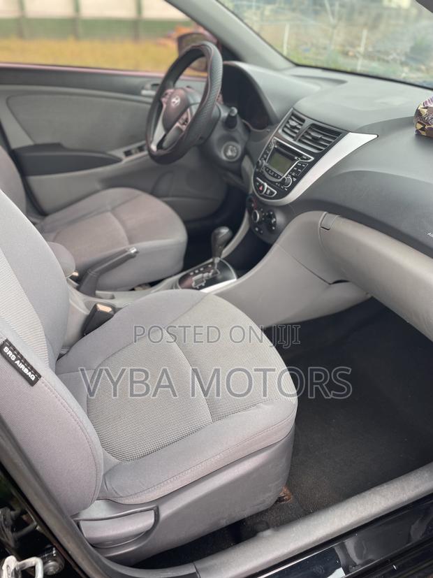 Hyundai Accent 2012 Black