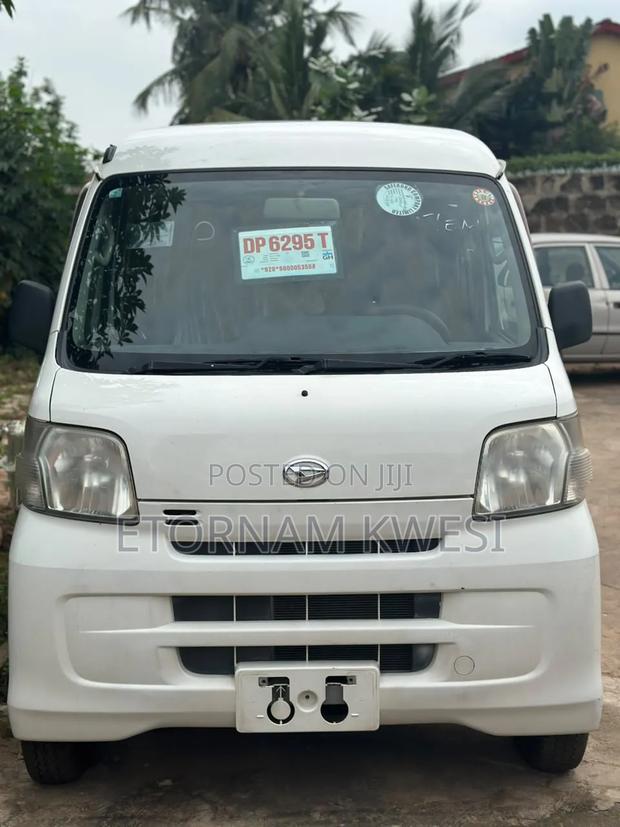 Daihatsu Be-go 2016 White