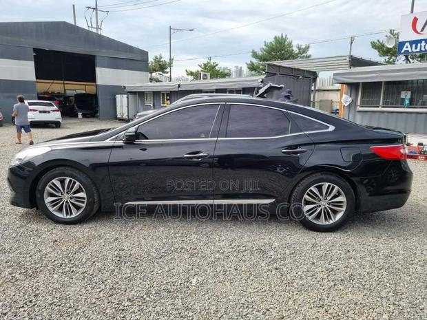 Hyundai Grandeur 2016 Black