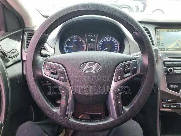 Hyundai Grandeur 2016 Black