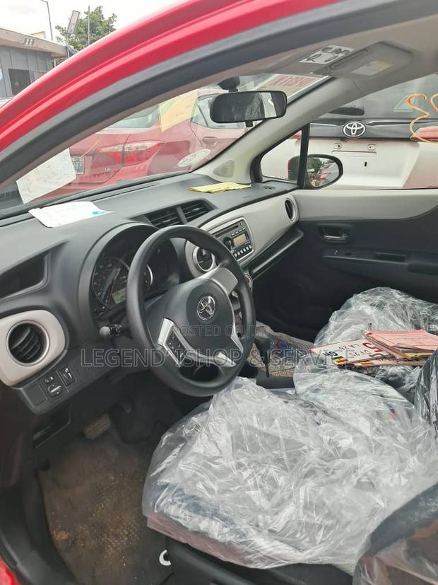Toyota Yaris 2016 Red