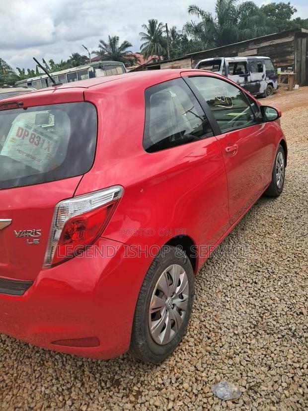 Toyota Yaris 2016 Red
