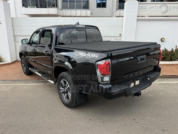 Toyota Tacoma TRD Sport 2018 Black