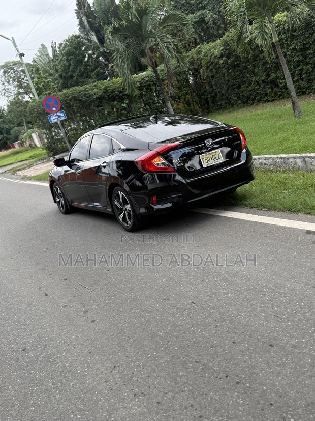 Honda Civic Touring 4dr Sedan (1.5L 4cyl) 2017 Black