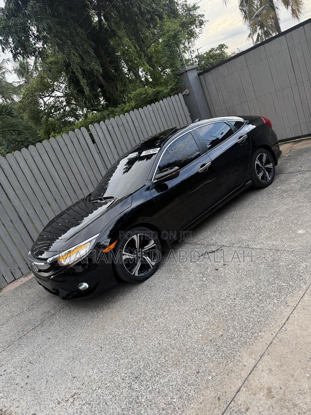 Honda Civic Touring 4dr Sedan (1.5L 4cyl) 2017 Black