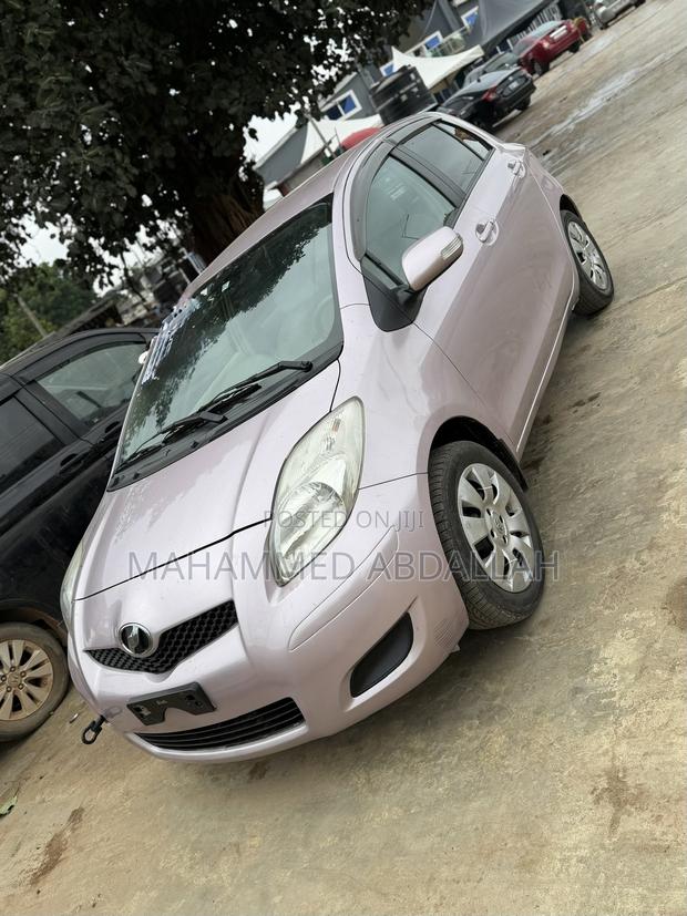 Toyota Vitz 1.0 FWD 3dr 2010