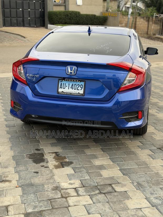 Honda Civic EX 4dr Sedan (2.0L 4cyl) 2017 Blue