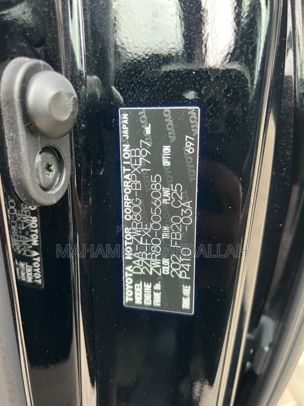 Toyota Voxy Hybrid V 2WD 7-Seater 2016 Black