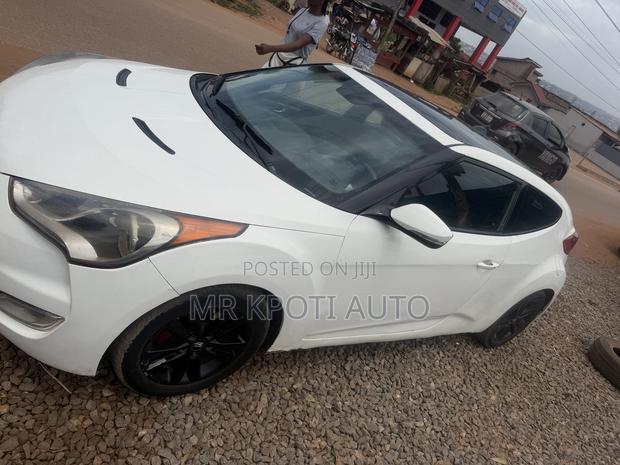 Hyundai Veloster 2013 White