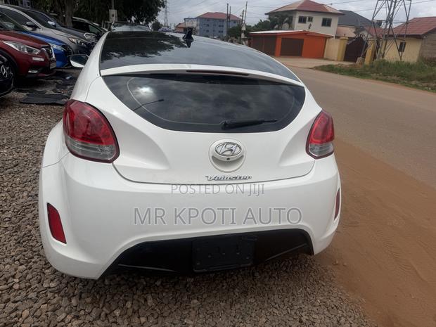 Hyundai Veloster 2013 White