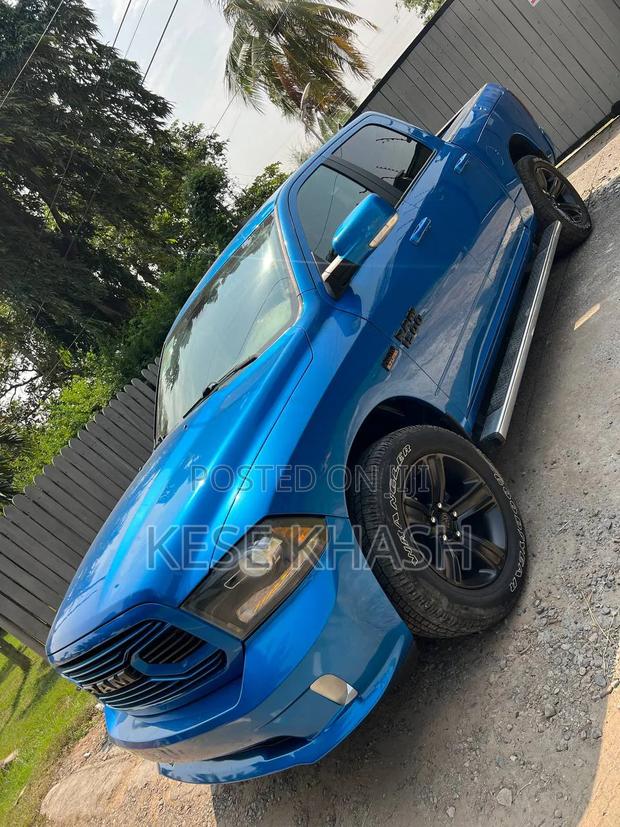 Dodge RAM 2018 Blue