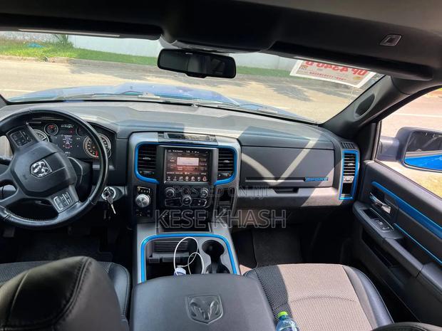 Dodge RAM 2018 Blue