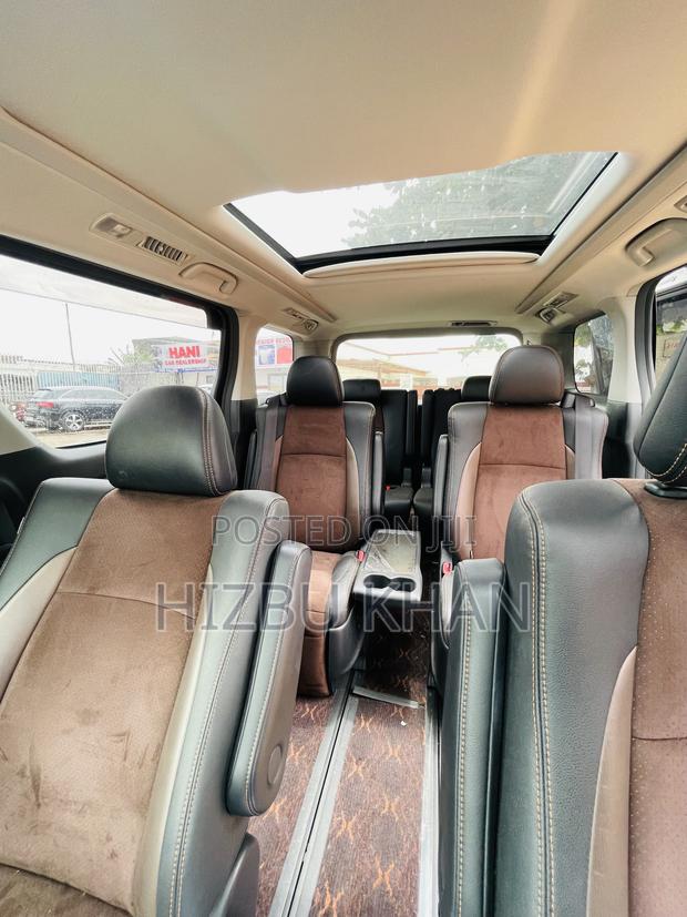 Toyota Alphard 2.4 Petrol FWD 2013 Black