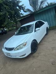 Toyota Camry LE 4dr Sedan (2.4L 4cyl 5M) 2002 White for sale