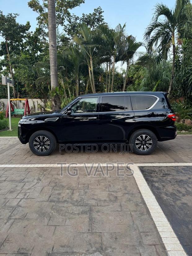 Nissan Patrol 2021 Black