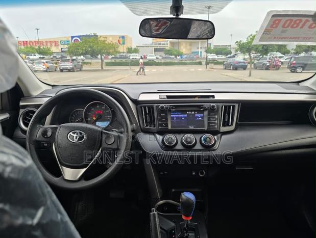 Toyota Voxy 2011 Black
