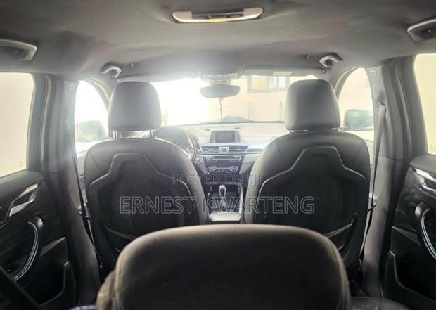 BMW X1 2018 Gold