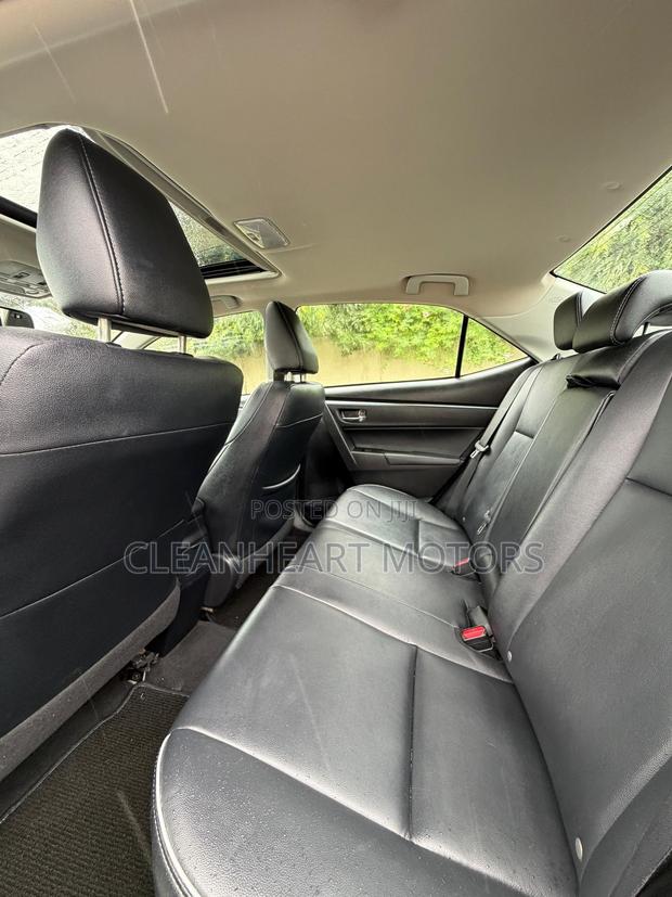 Toyota Corolla 2016 White