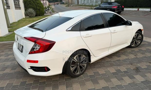 Honda Civic EX-T 4dr Sedan (1.5L 4cyl) 2017 White