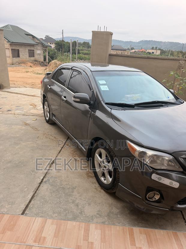 Toyota Corolla S 4dr Sedan (1.8L 4cyl 4A) 2012 Gray