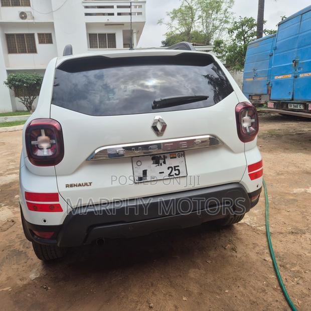 Renault Duster 2025 White