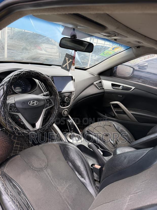 Hyundai Veloster Turbo 2013 Blue