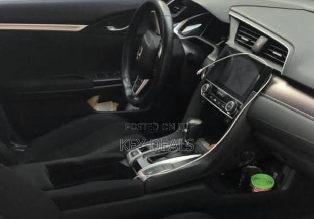 Honda Civic EX 4dr Sedan (2.0L 4cyl) 2017 White