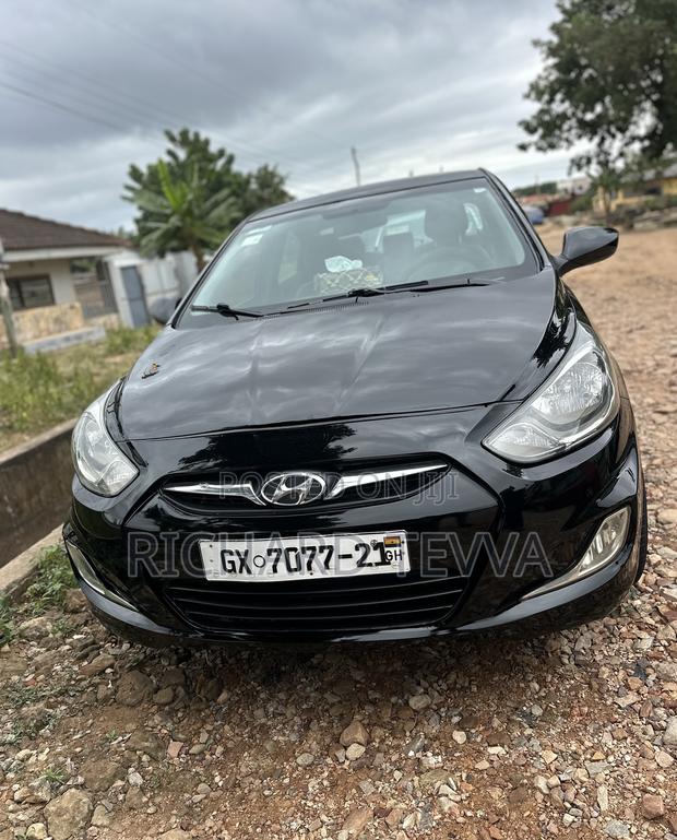 Hyundai Accent GS 2012 Black