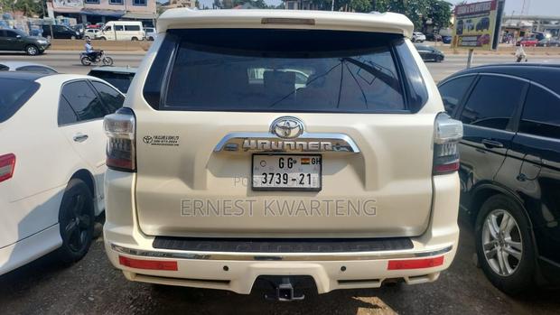 Toyota 4-Runner 2017 White