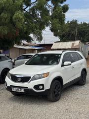 Kia Sorento 2011 White for sale