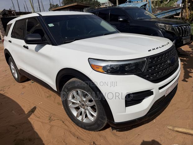 Ford Explorer 2020 White