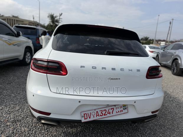 Porsche Macan 2019 White