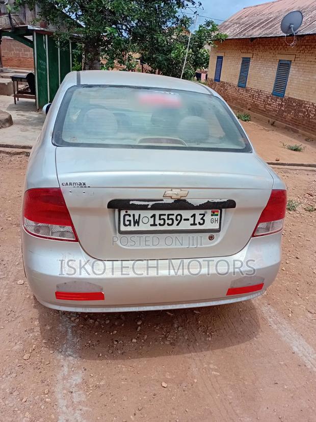 Chevrolet Aveo 2011 Silver