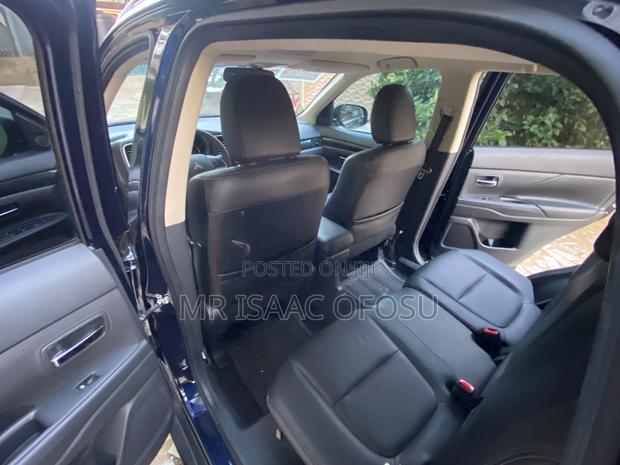 Mitsubishi Outlander SEL AWC 2018 Blue