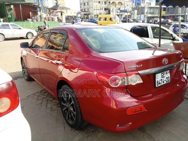 Toyota Corolla 2013 Red