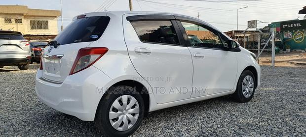 Toyota Vitz 2012 White