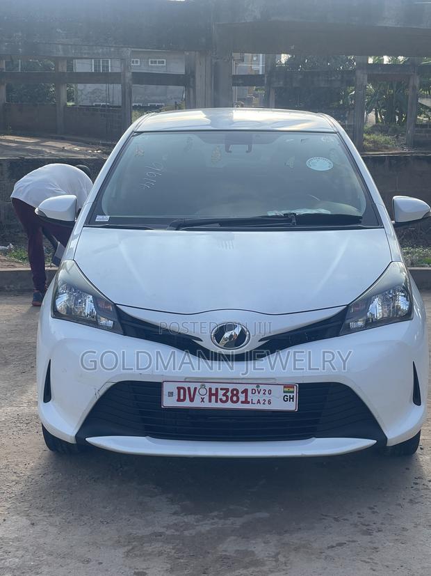 Toyota Vitz 1.3 AWD 5dr 2016 White