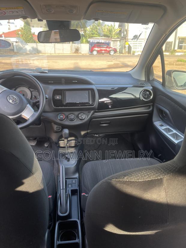 Toyota Vitz 1.3 AWD 5dr 2016 White