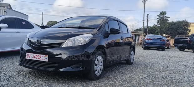 Toyota Vitz 2013 Black