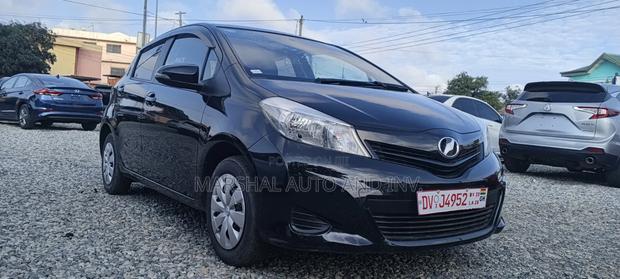 Toyota Vitz 2013 Black