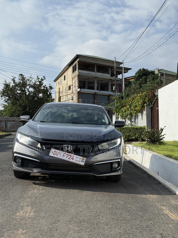 Honda Civic Touring Sedan 2019 Gray