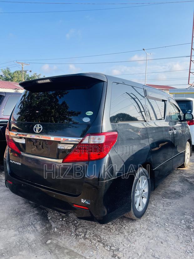 Toyota Alphard 2.4 Petrol AWD 2013 Black